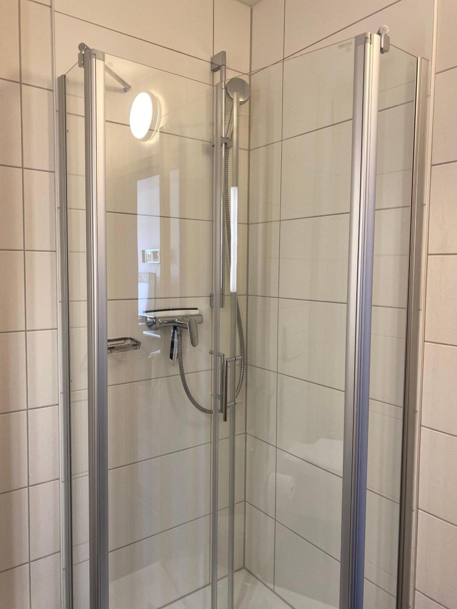 Yachthafenresidenz-Wohnung-9203-894 Kuehlungsborn Ngoại thất bức ảnh