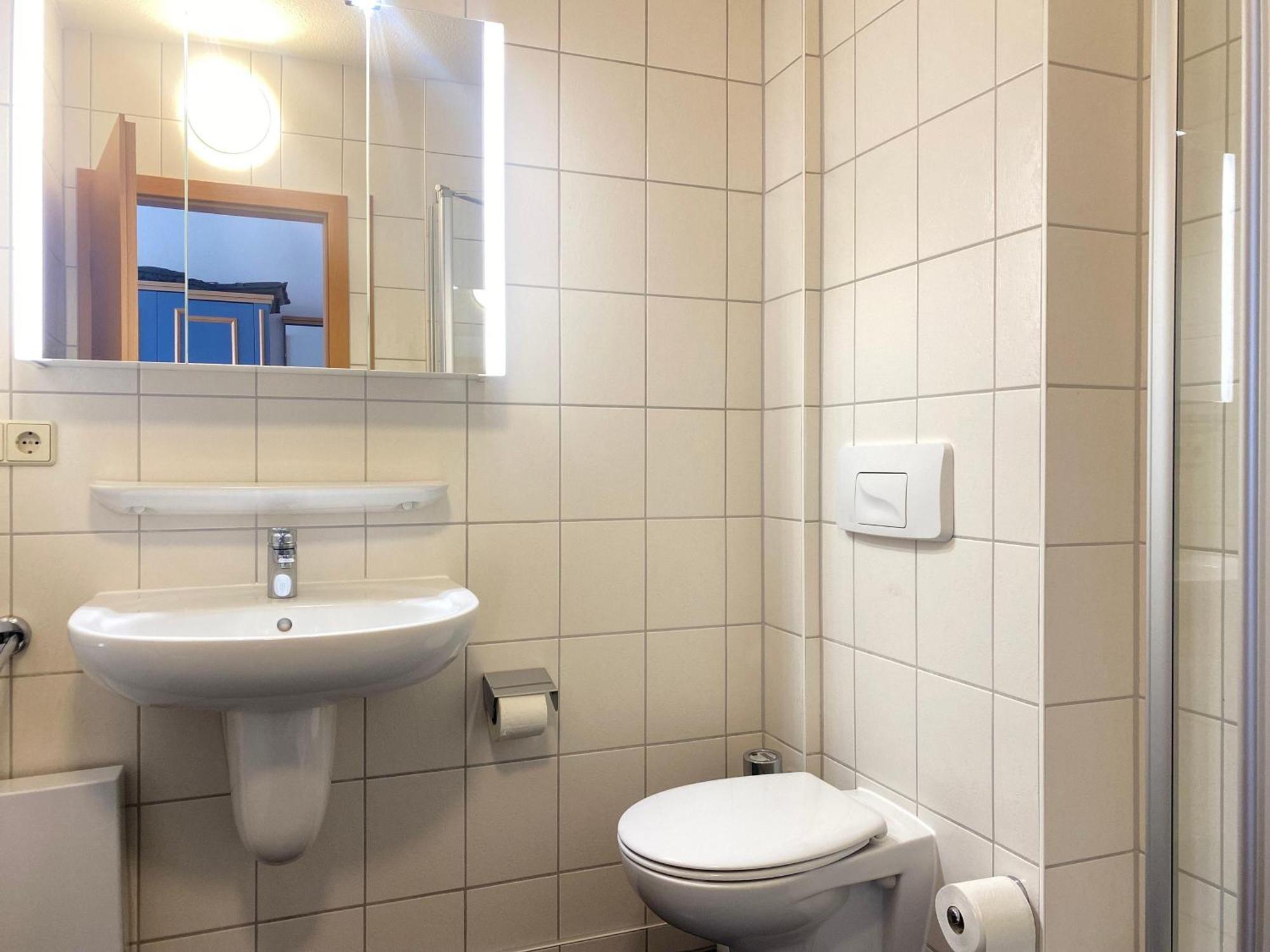 Yachthafenresidenz-Wohnung-9203-894 Kuehlungsborn Ngoại thất bức ảnh